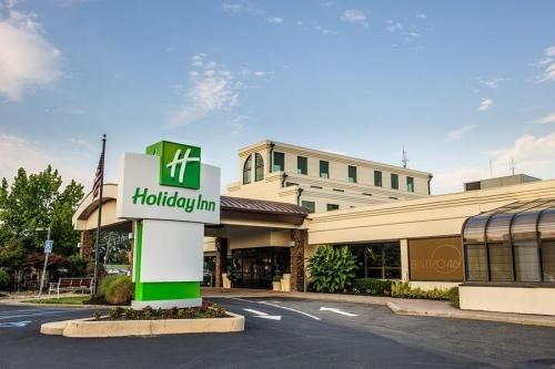 Holiday Inn, Long Island